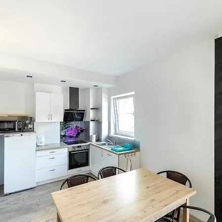 Heljan 홀리데이파크 미에드지보드지