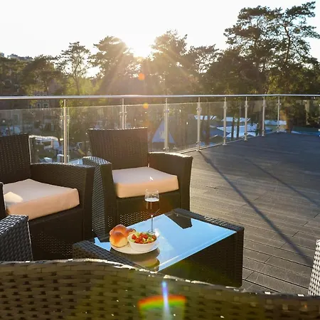 Heljan Kompleks wypoczynkowy *