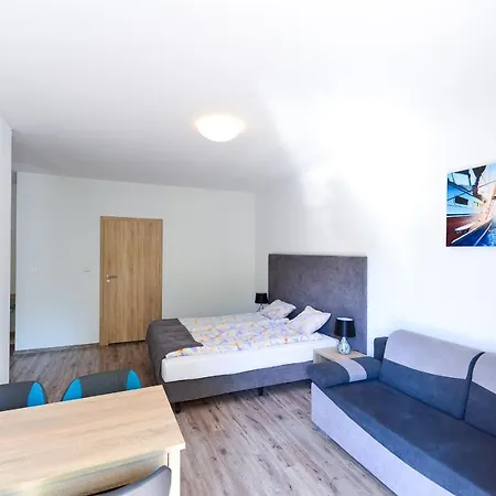 Heljan 홀리데이파크 미에드지보드지